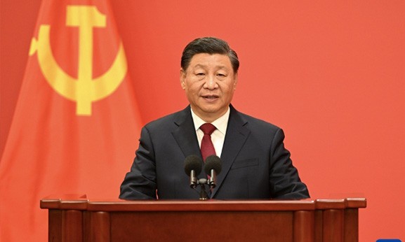 （二十大受權(quán)發(fā)布）習(xí)近平在二十屆中共中央政治局常委同中外記者見面時強(qiáng)調(diào) 始終堅持一切為了人民一切依靠人民 以中國式現(xiàn)代化全面推進(jìn)中華民族偉大復(fù)興